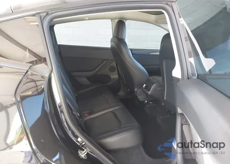 2023 Tesla Model Y Awd/Long Range Dual Motor All-Wheel Drive из США, поврежденный, VIN 7SAYGDEE6PF814758